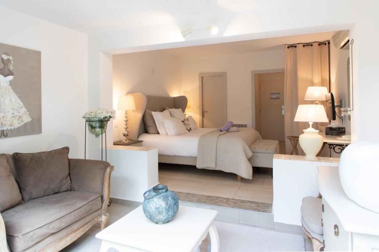 Hotel Font Mourier โคโกแล็ง ภายนอก รูปภาพ