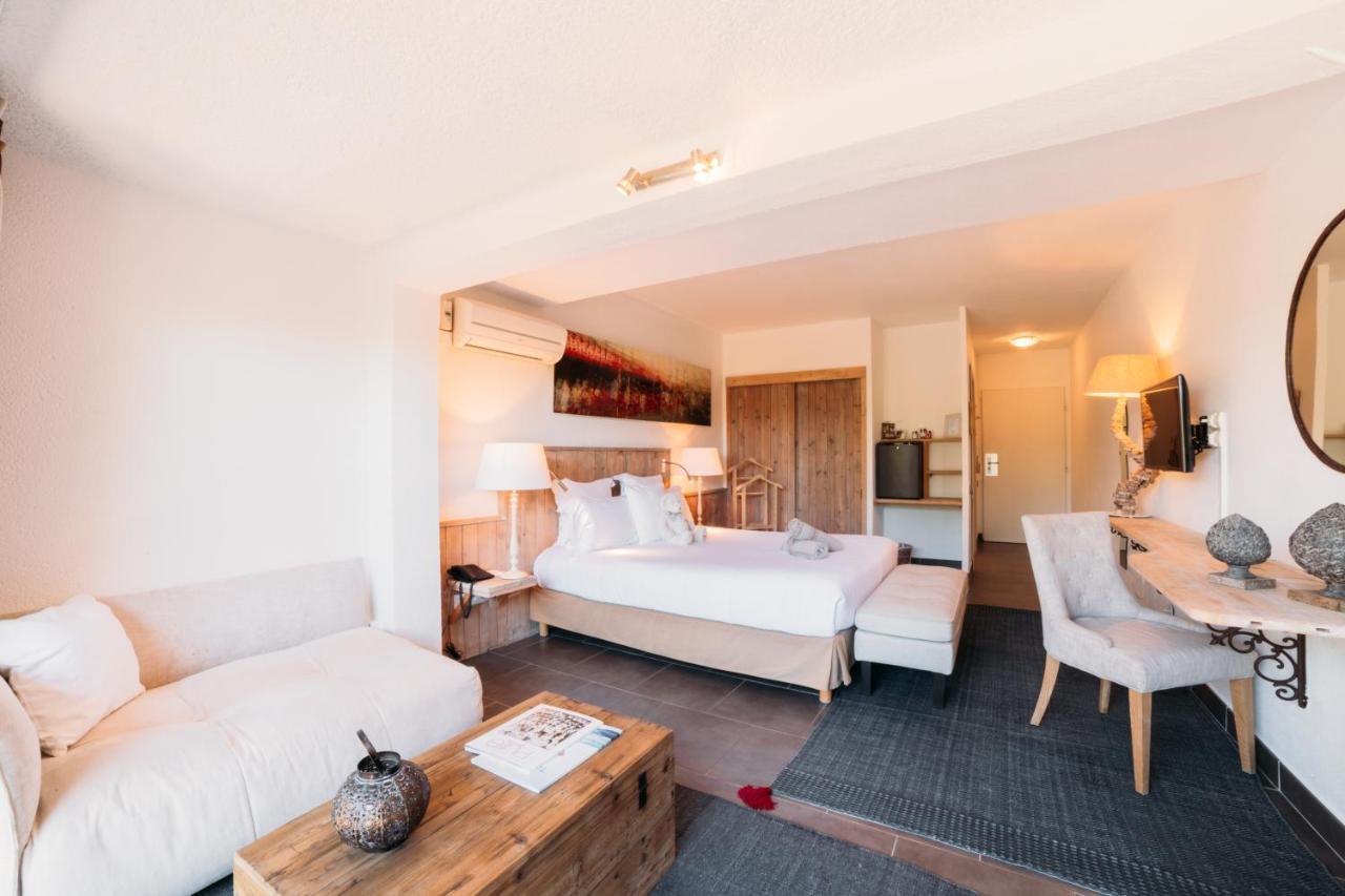 Hotel Font Mourier โคโกแล็ง ภายนอก รูปภาพ